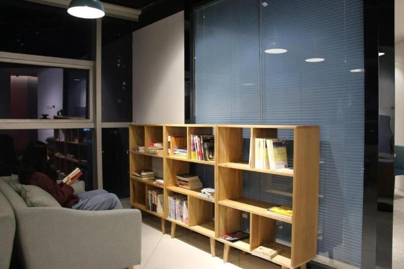 Hangzhou Infinity Youth Hostel image