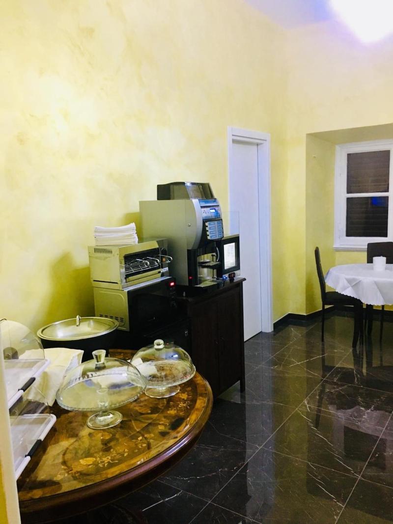 Roma Royal Residence image