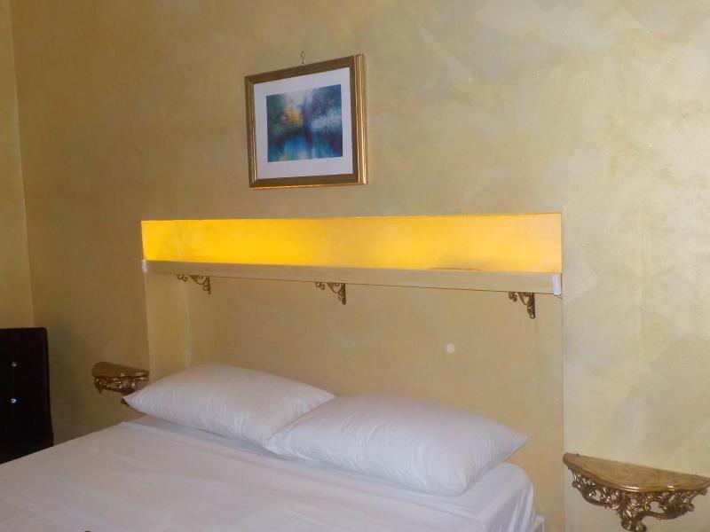 Roma Royal Residence image