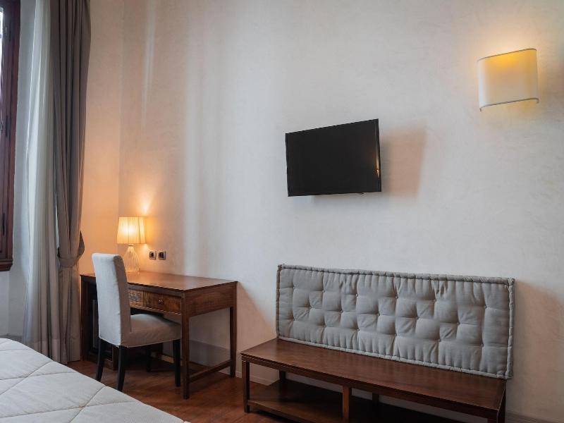 Il Salotto Di Firenze image