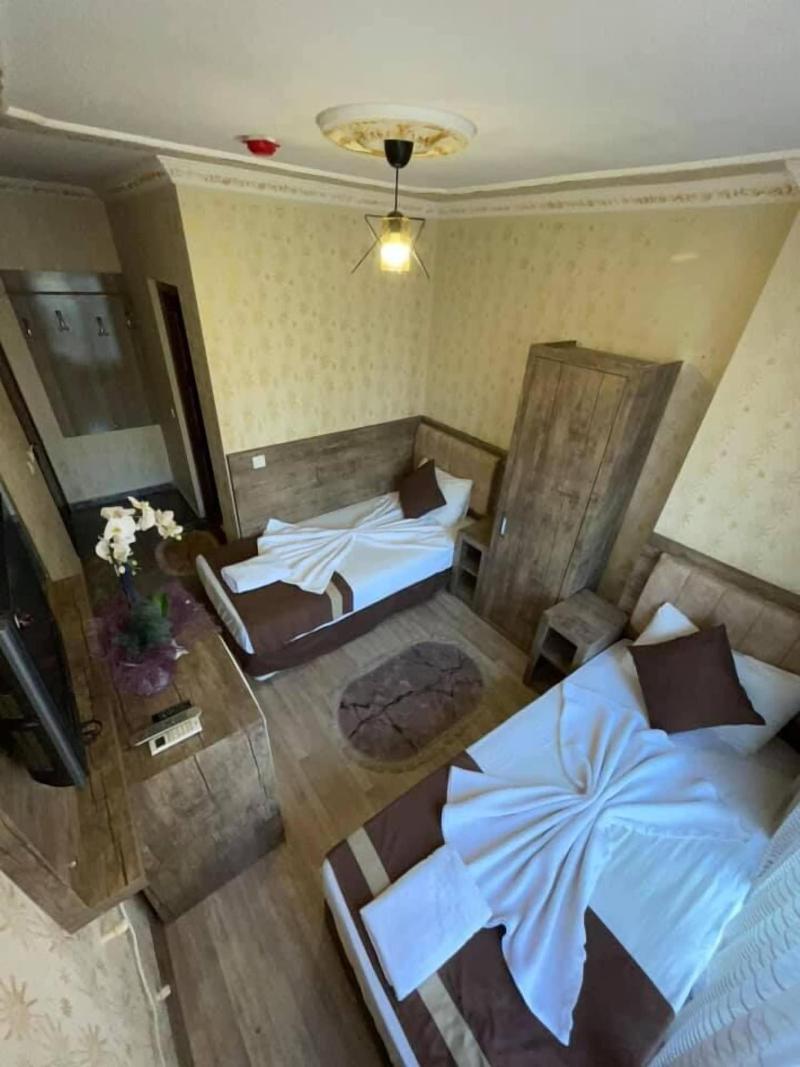 Ozgur Hotel image