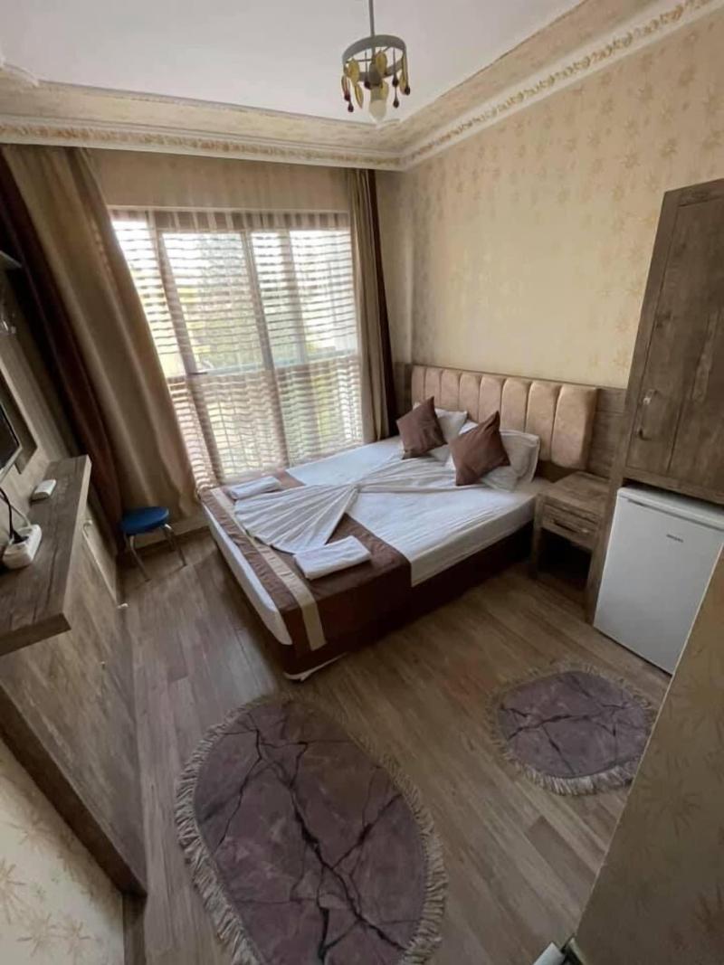 Ozgur Hotel image