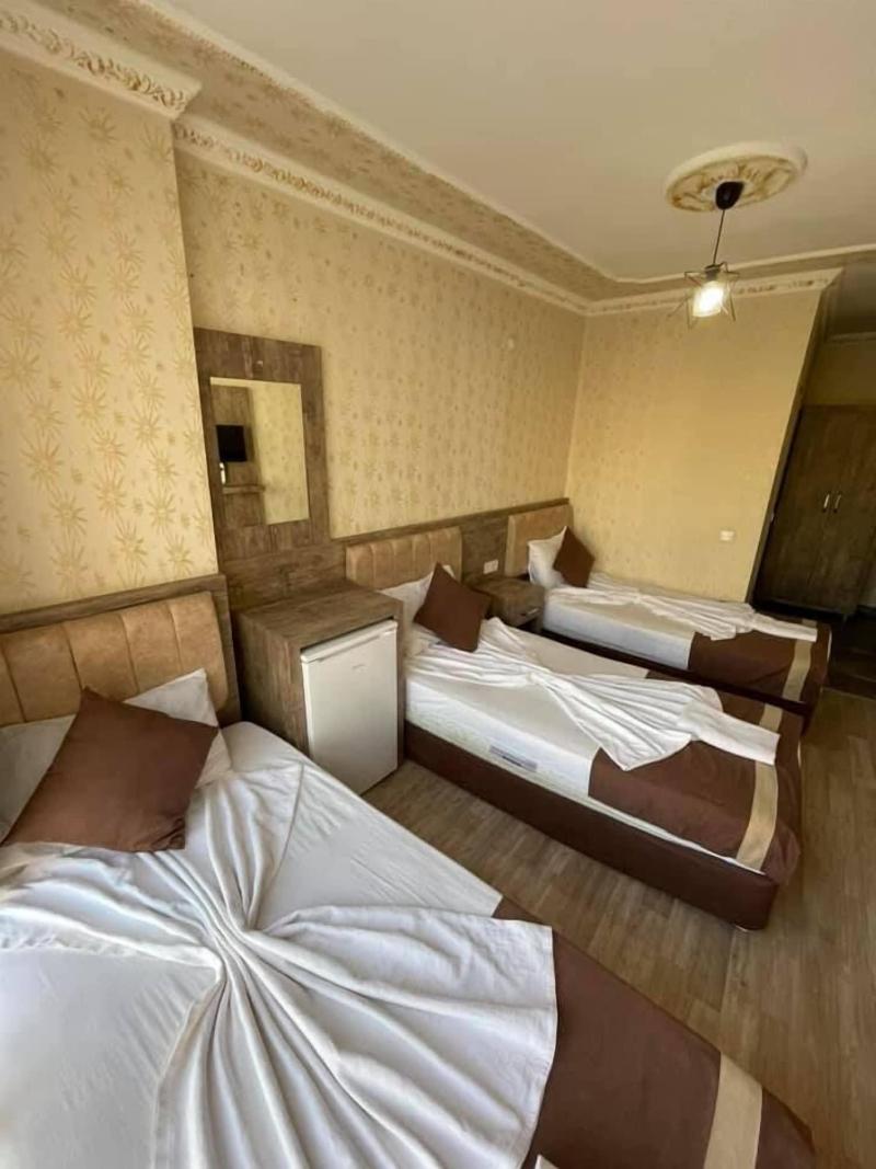 Ozgur Hotel image