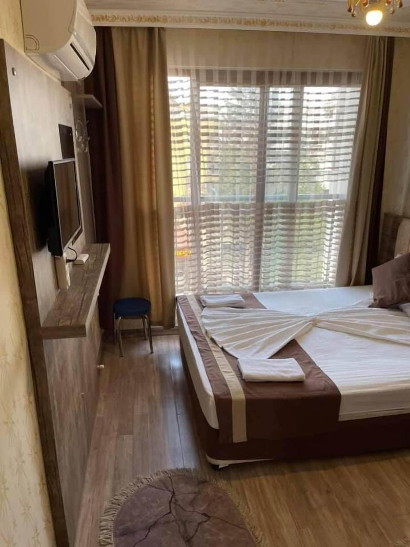 Ozgur Hotel image