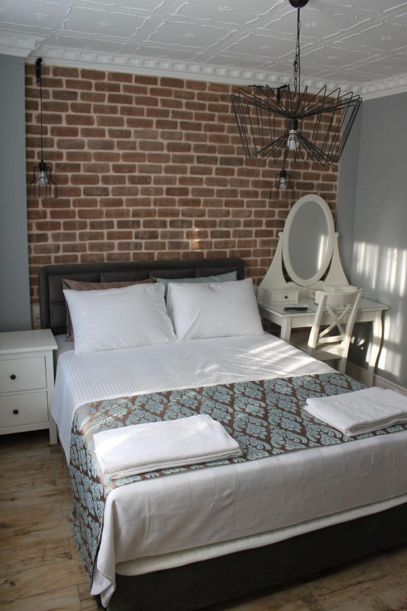 Luna Boutique Hotel image
