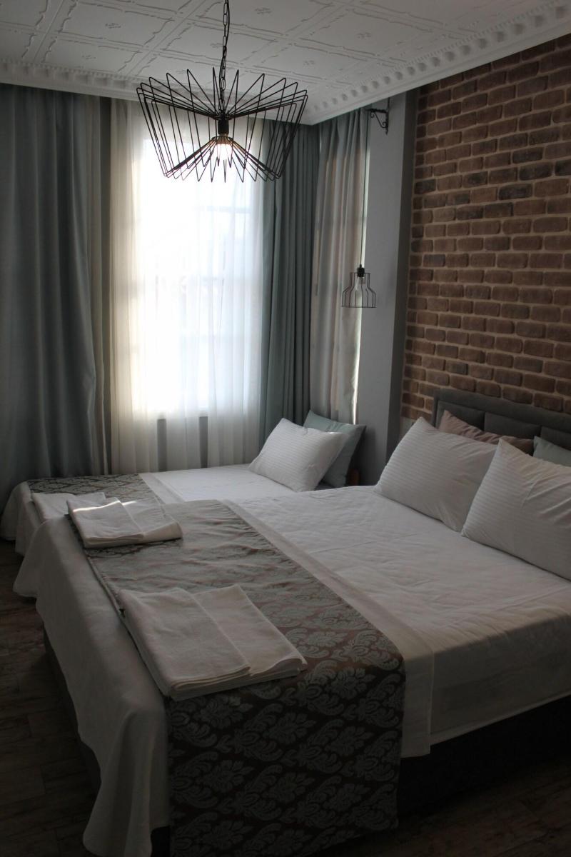 Luna Boutique Hotel image