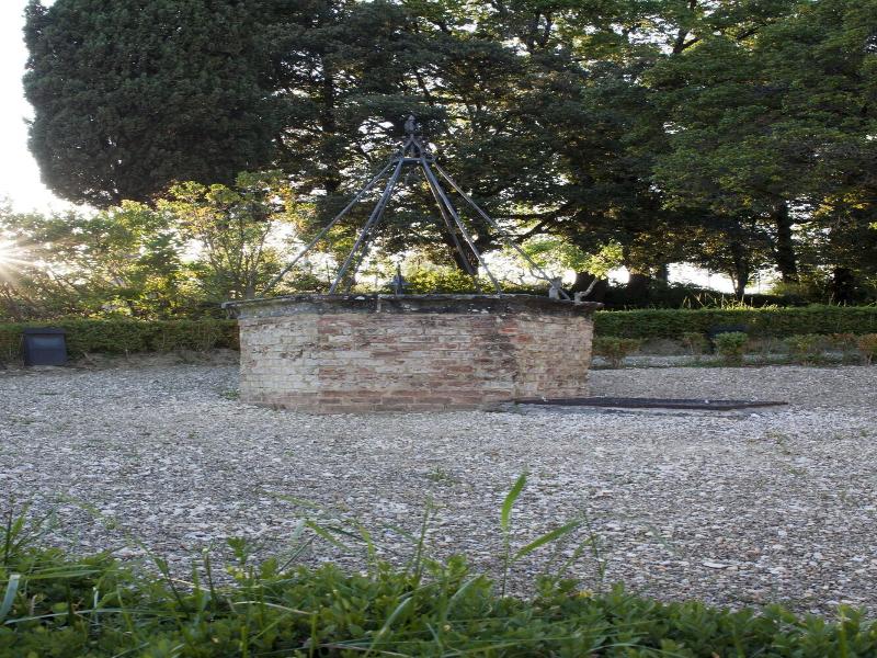 Villa Ducci image