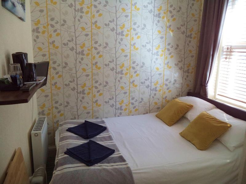 Phoenix Guest House image
