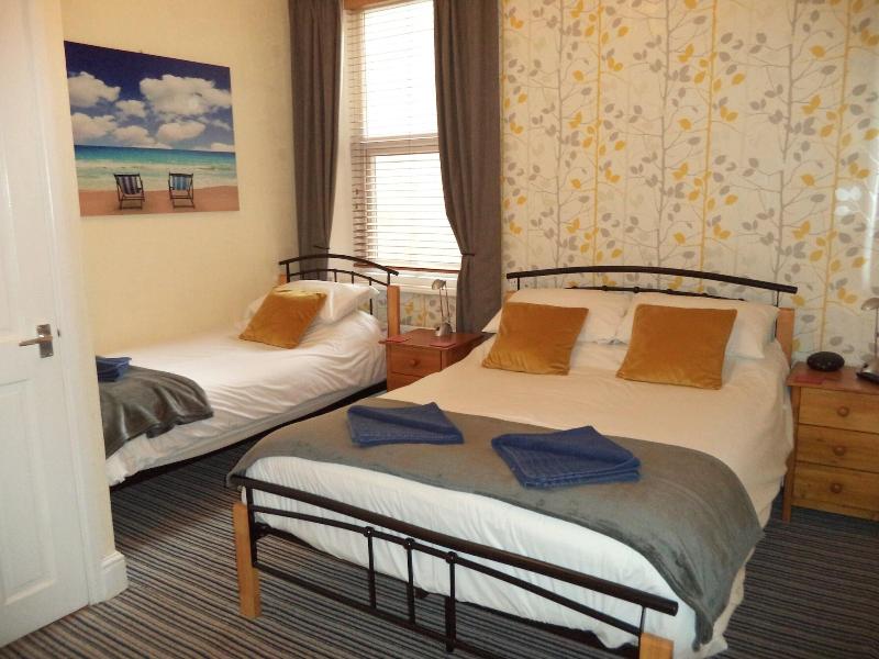 Phoenix Guest House image