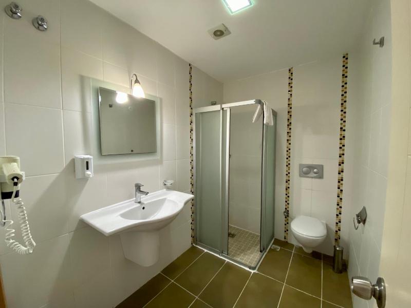 Konfor Suite Otel image