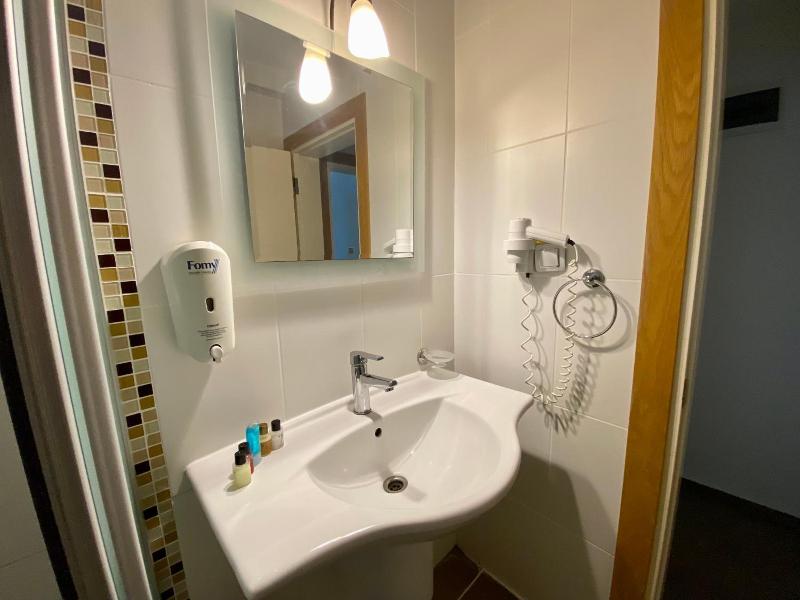 Konfor Suite Otel image
