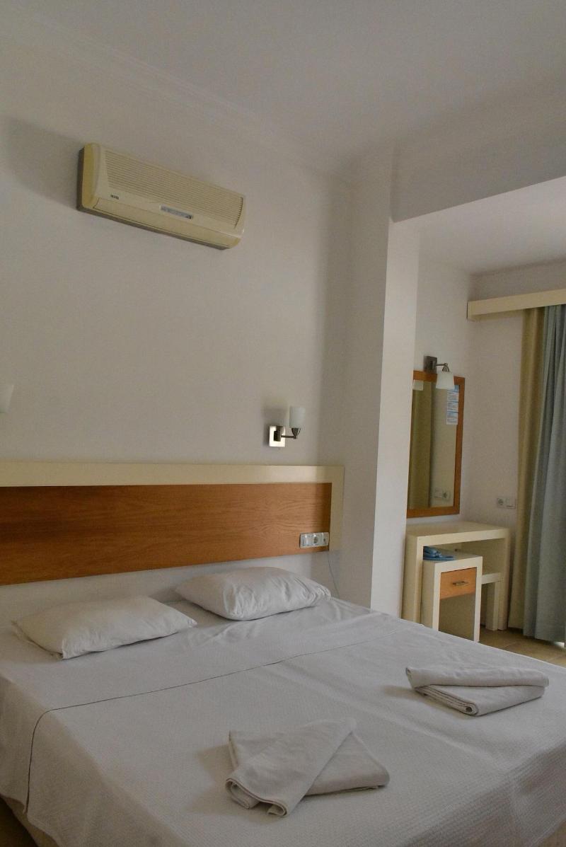 Konfor Suite Otel image