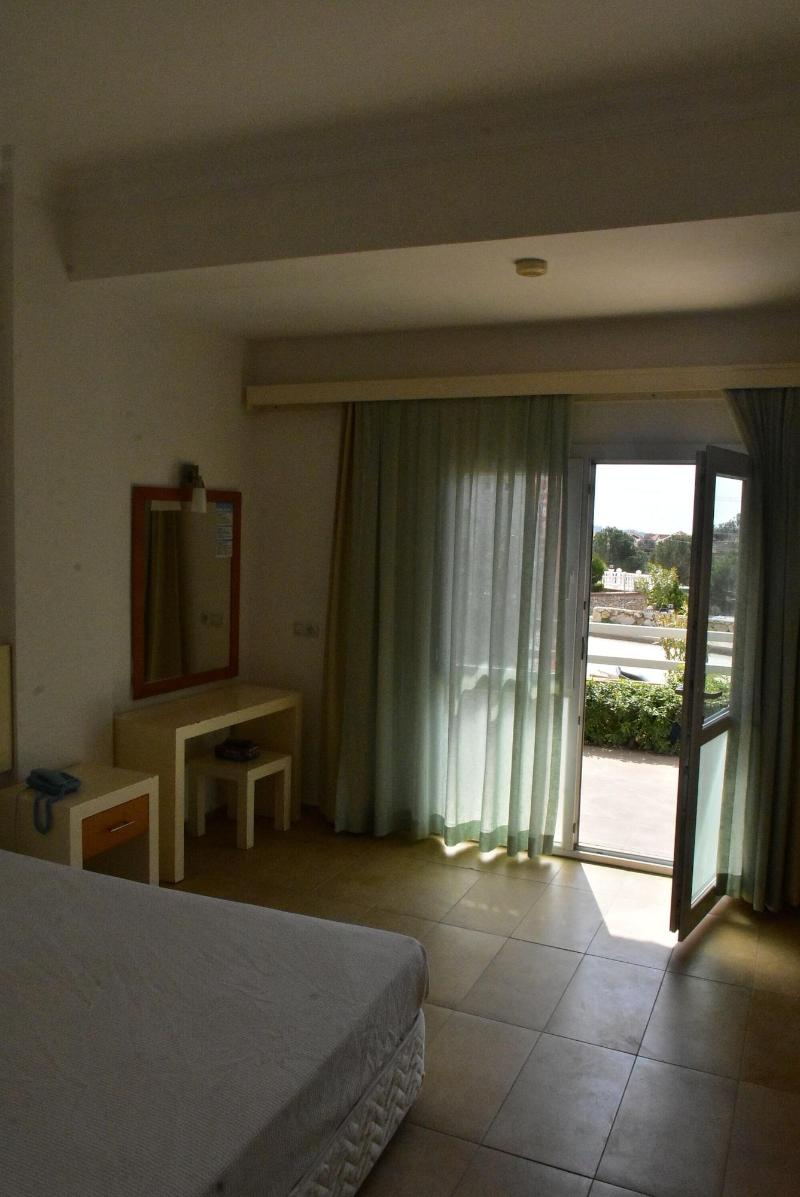 Konfor Suite Otel image