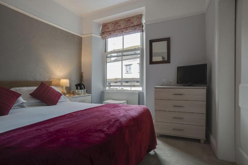Lyndale Guest House image
