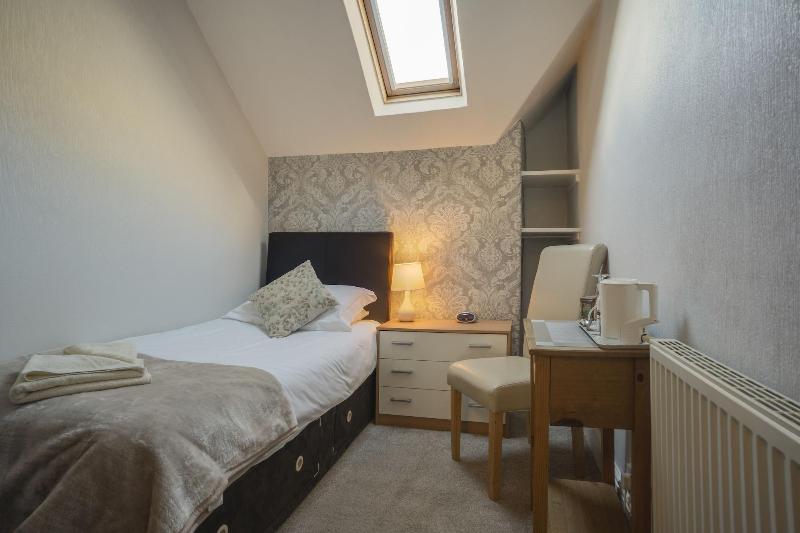 Lyndale Guest House image