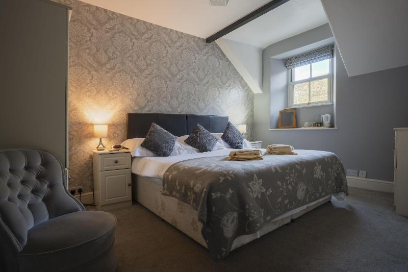 Lyndale Guest House image