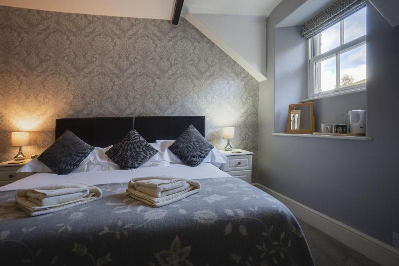 Lyndale Guest House image