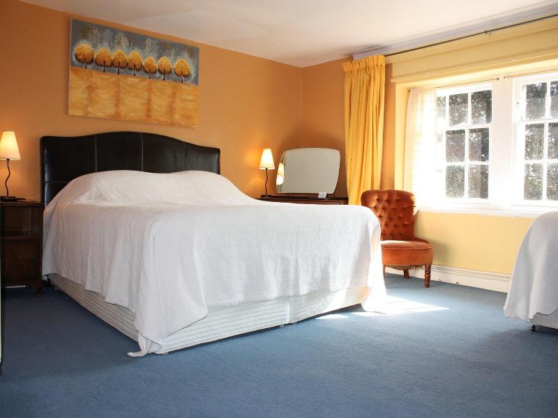 Manor Farm Bed & Breakfast image
