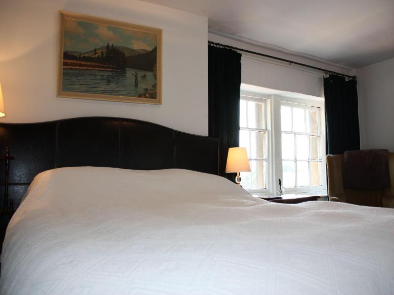 Manor Farm Bed & Breakfast image