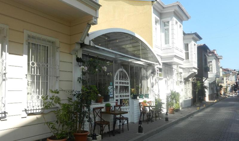 Royal Suites Sultanahmet image