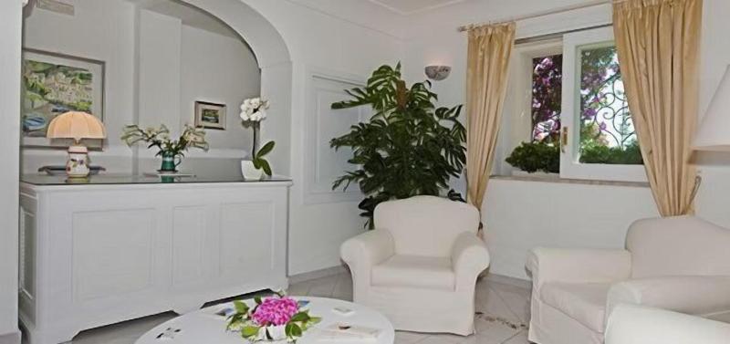 Villa Rosa image