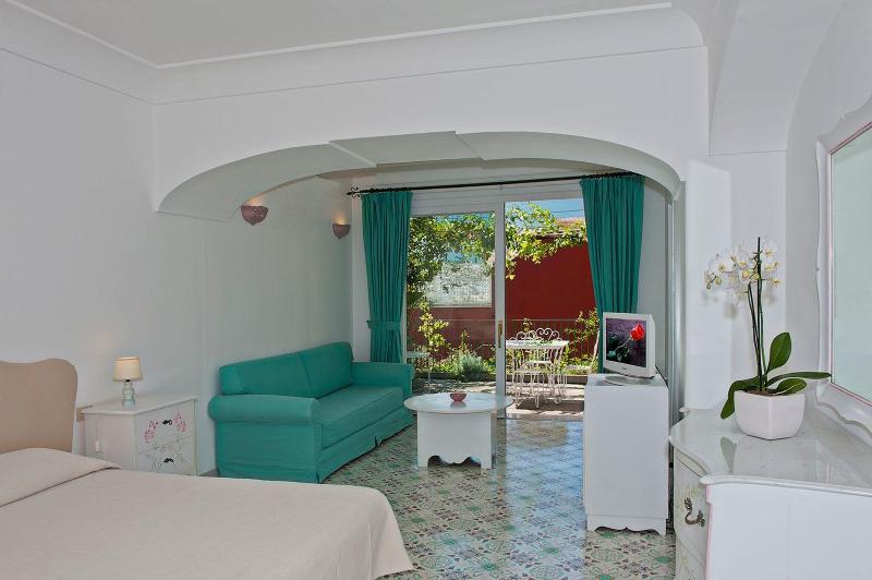 Villa Rosa image