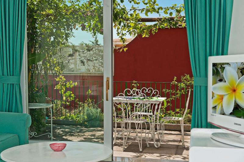 Villa Rosa image