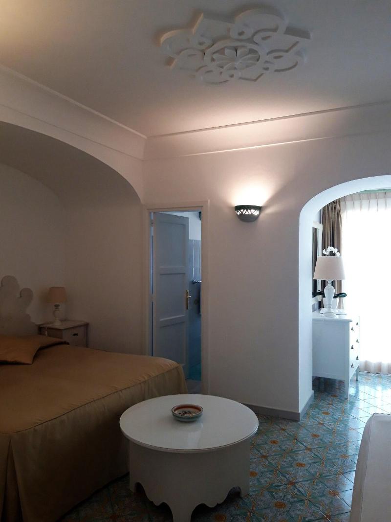 Villa Rosa image