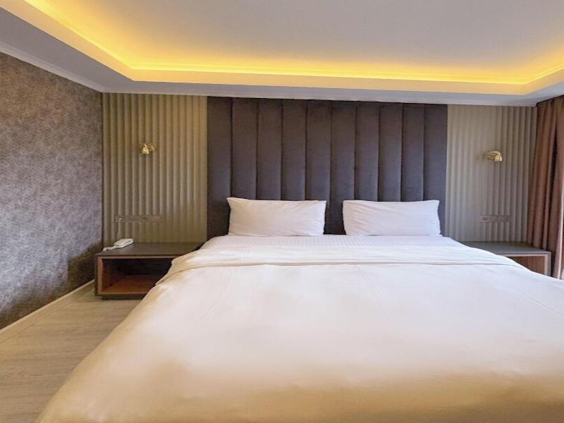 Sultan City Hotel image