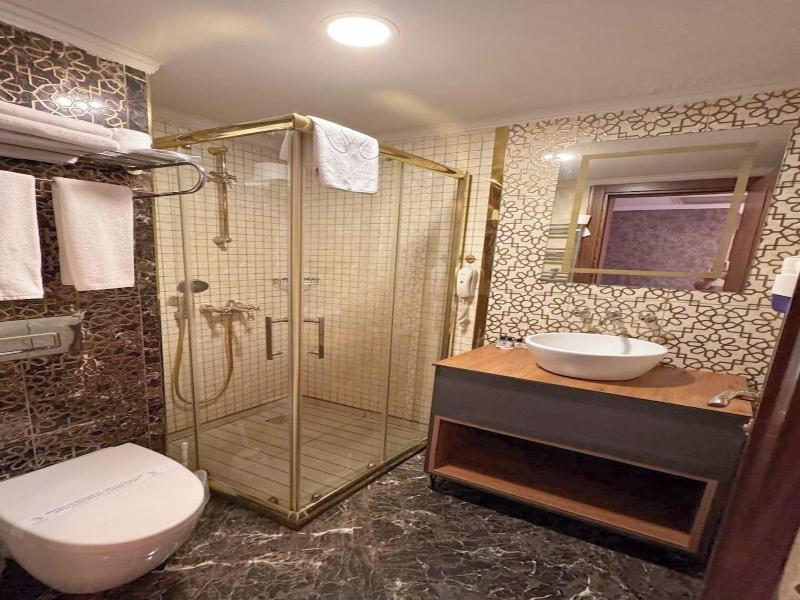 Sultan City Hotel image