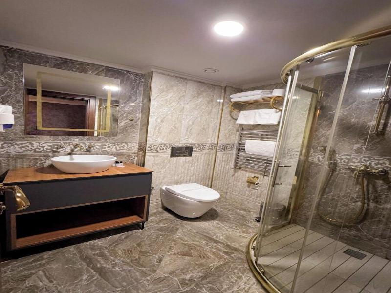 Sultan City Hotel image