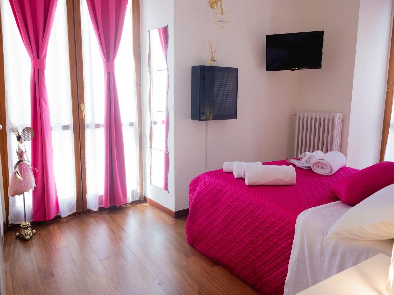 Bed Boutique Napoli Colors image