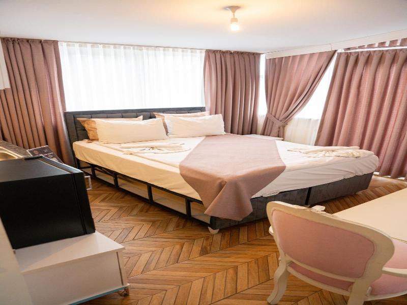 Pearl Hotel Istanbul image