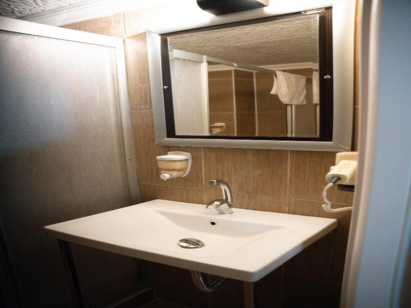 Pearl Hotel Istanbul image