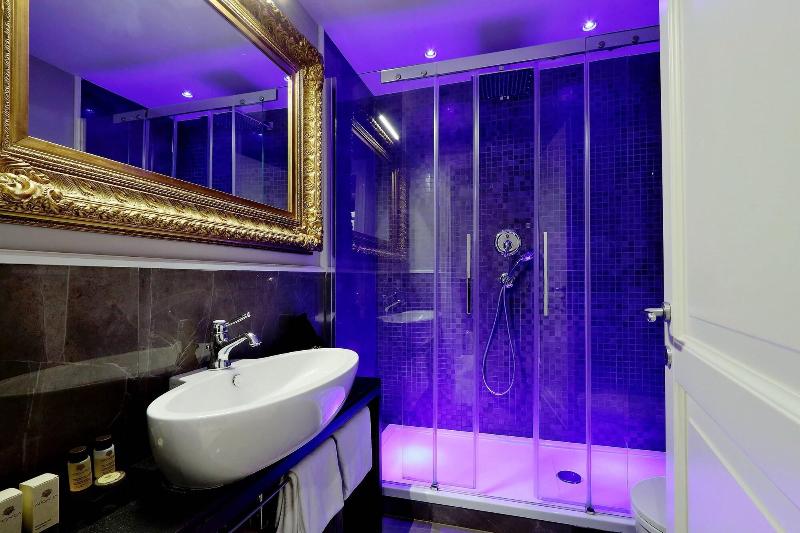 Sistina Twentythree Luxury Rooms image