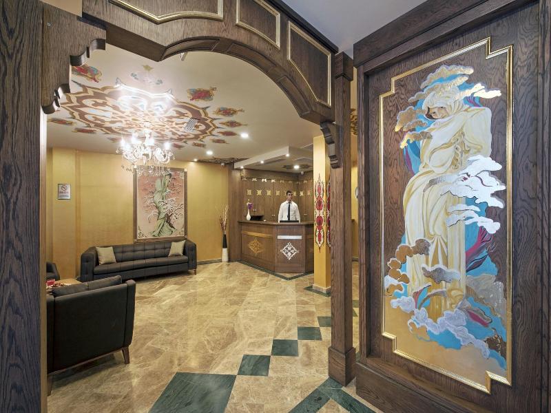 Perapolis Hotel image
