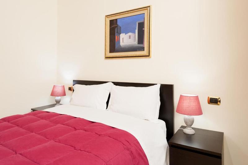 Mybedcavour image