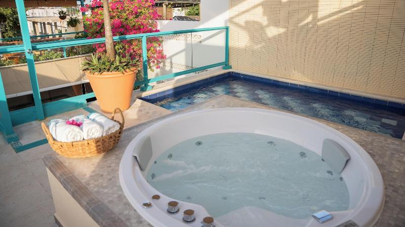 Posada La Fe - Adults Only image
