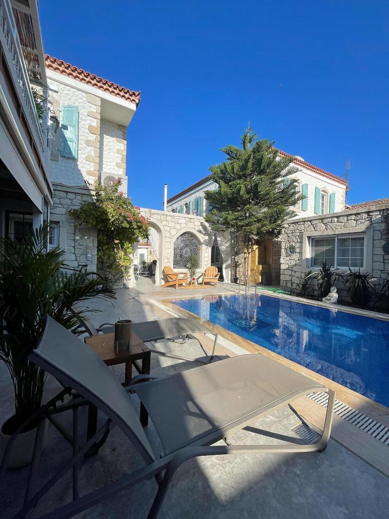 Monk Hotel Alacati - Adults Only image