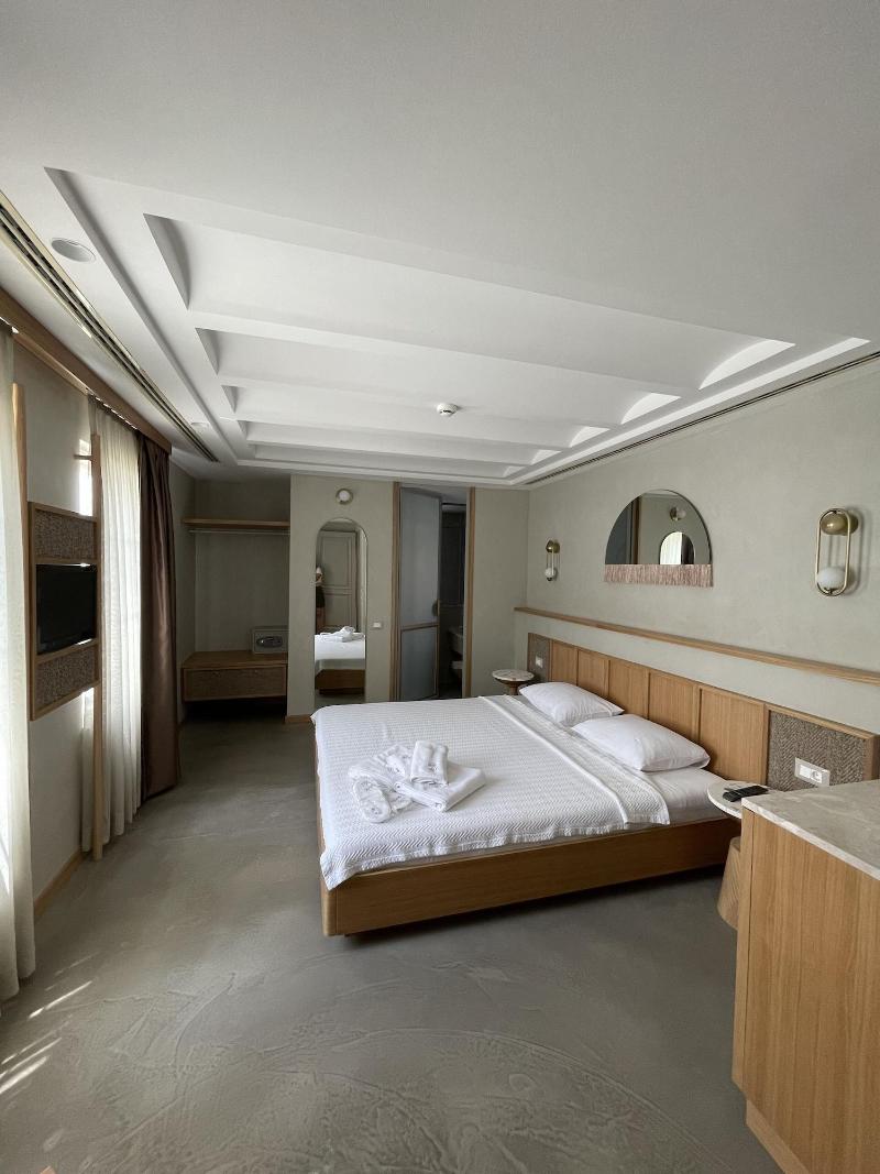 Monk Hotel Alacati - Adults Only image