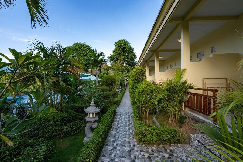 Bali Nusa Villa Lembongan image