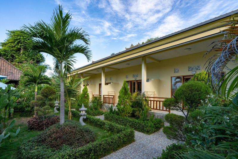 Bali Nusa Villa Lembongan image