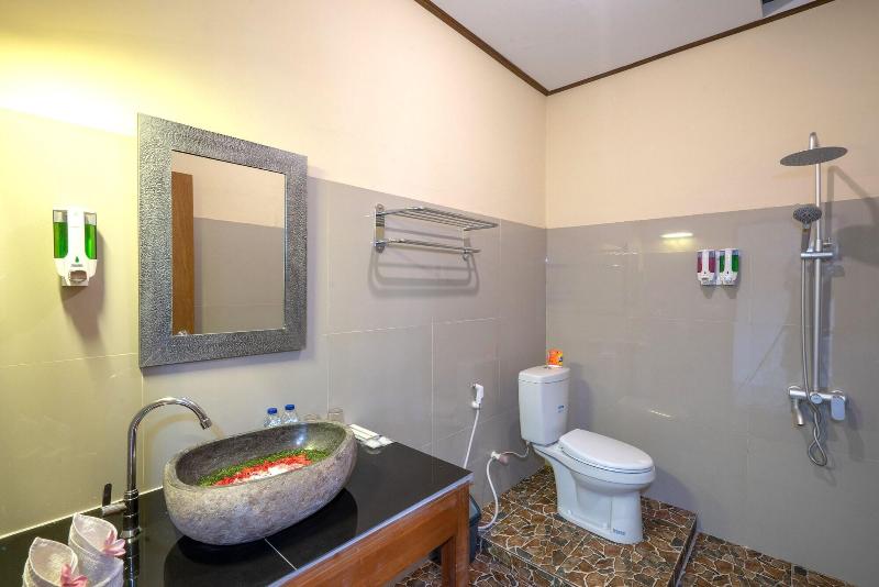 Bali Nusa Villa Lembongan image
