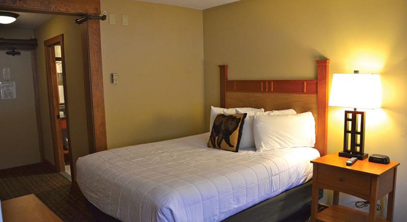 Black Bear Lodge At Stratton Mountain image