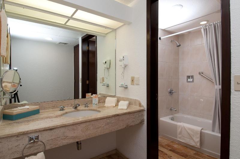 The Royal Cancun All Villas Resort image