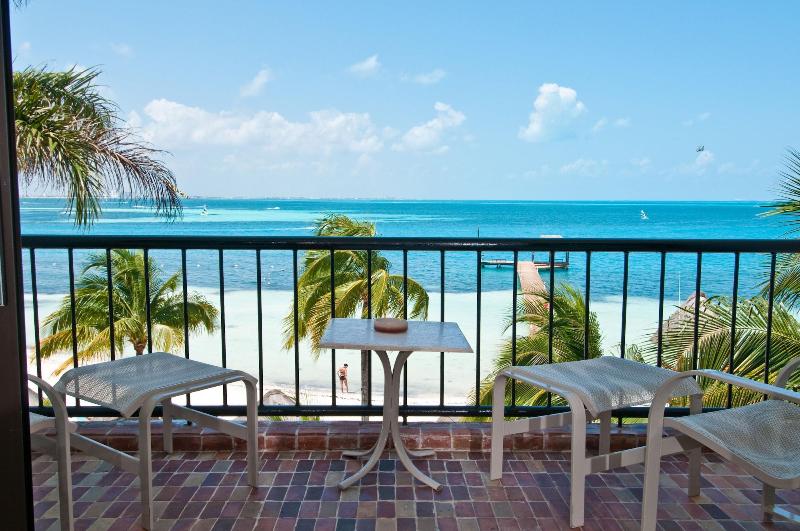 The Royal Cancun All Villas Resort image