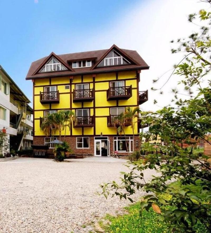 Pulicity B&B 5