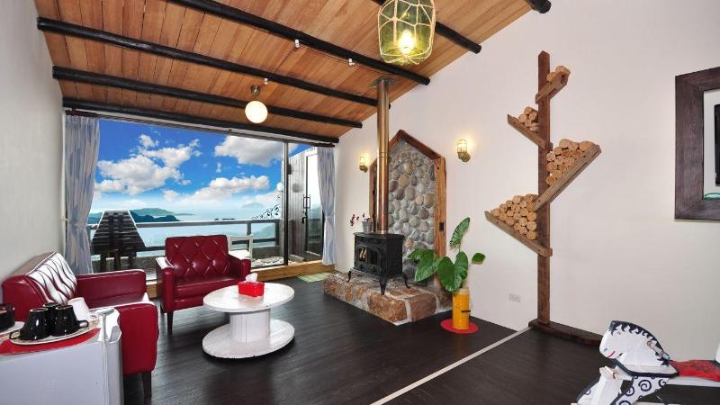 Sunnyroom image