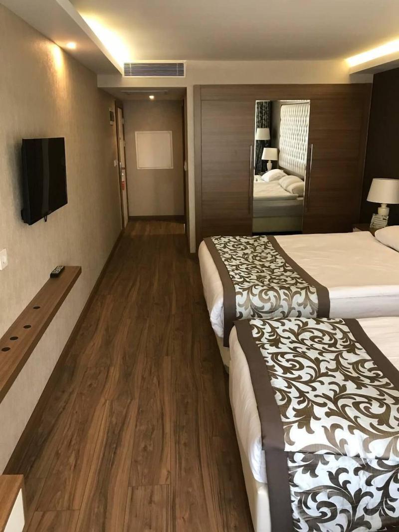 Esila Hotel image