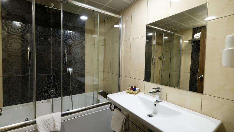 Esila Hotel image